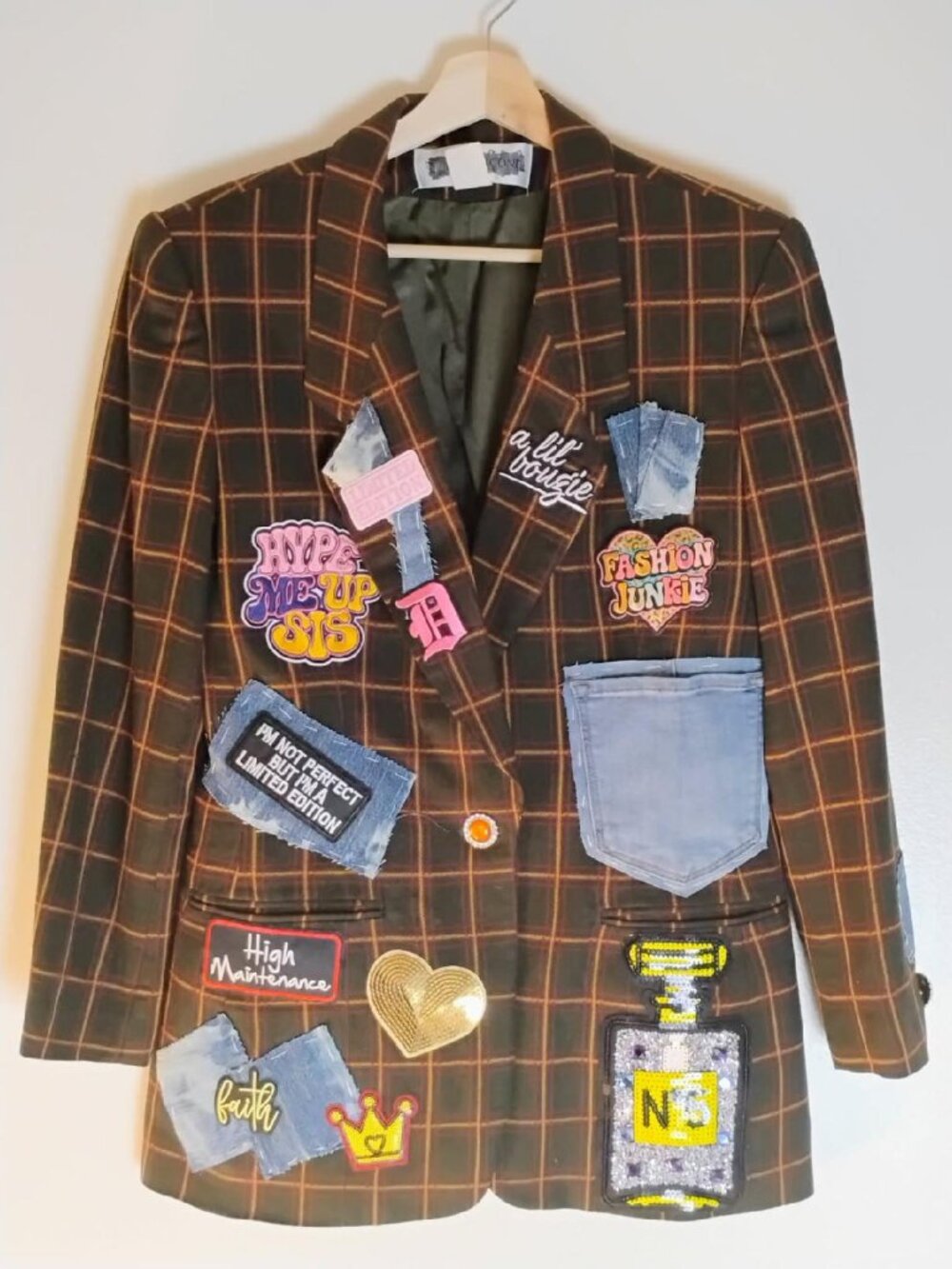 Size 10 ladies junk blazer thrifted, dry cleaned and designed!